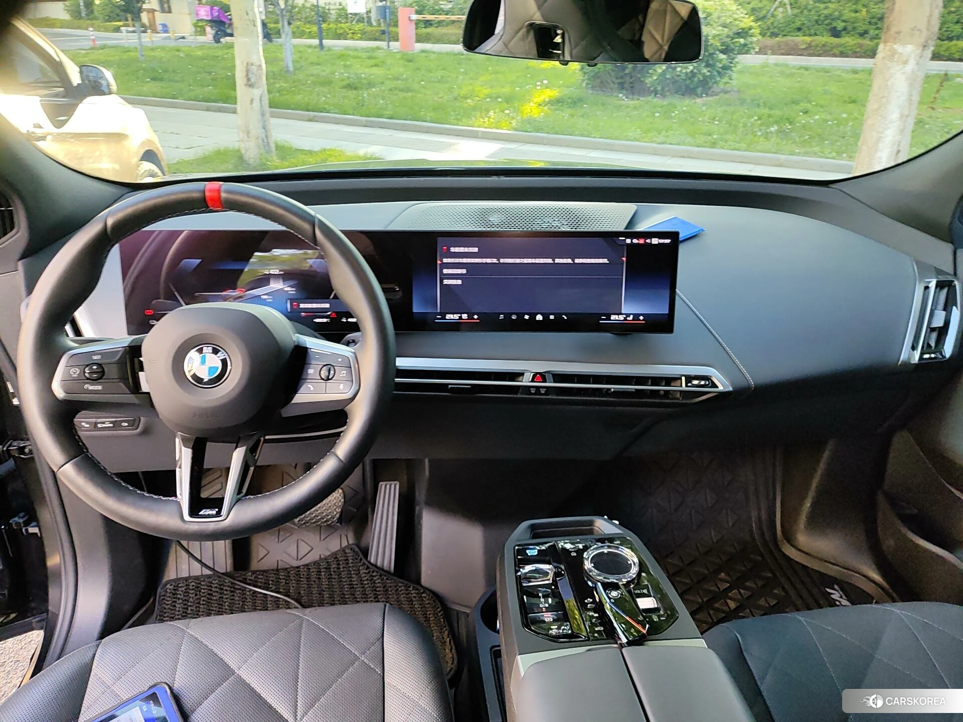 BMW iX 2023 Черный из Китая, фото 2