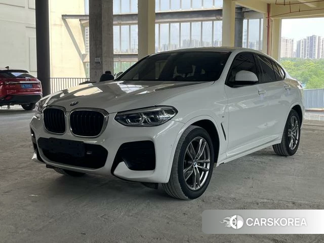 BMW X4 2021 Белый из Китая, фото 2