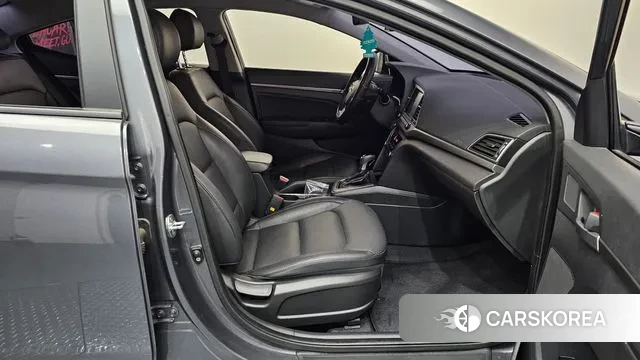 Hyundai Avante AD 2018 Серый из Кореи, фото 2