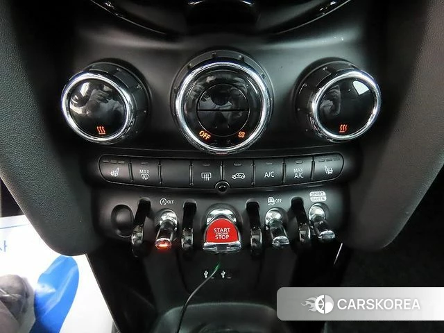 Mini Cooper 2020 Жемчужный цвет из Кореи, фото 2