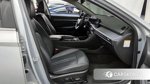 Hyundai Sonata D Edge Hybrid (DN8) 2023 Серебряный из Кореи, фото 2