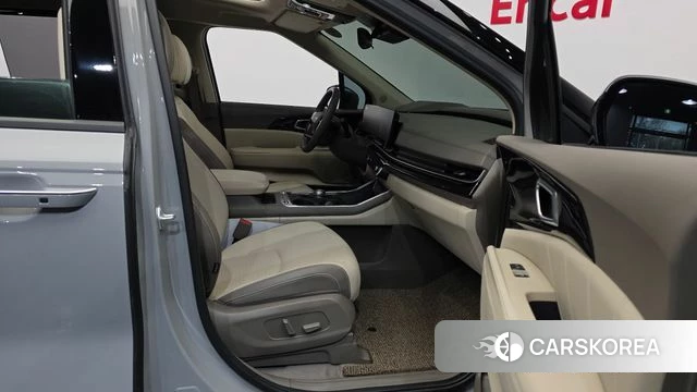 Kia The New Carnival 4th Generation 2025 Серебряный из Кореи, фото 2