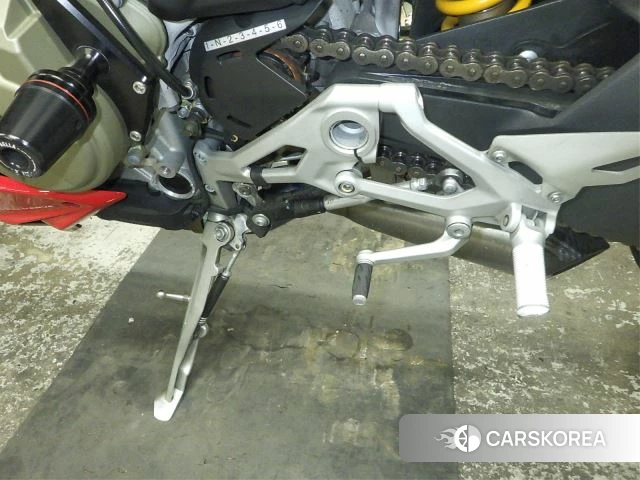 Проданный Ducati STREETFIGHTER V4 S 2020 из Японии