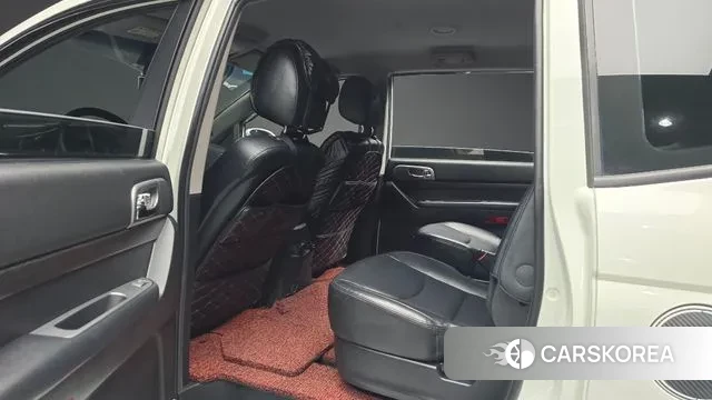 Ssangyong Korando Turismo 2018 Белый из Кореи, фото 2