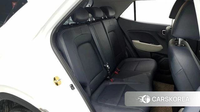 Hyundai Venue 2021 Белый из Кореи, фото 2
