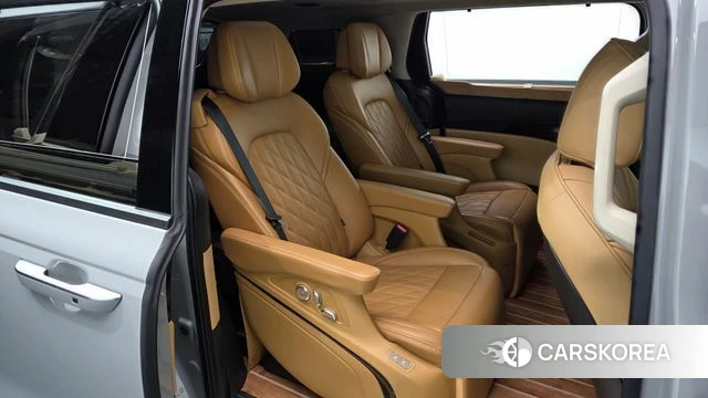 Kia Carnival 4th generation 2023 Серый из Кореи, фото 2