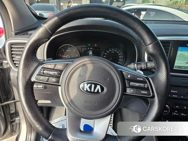 Kia Sportage The Bold 2021 Серебристо-серый из Кореи, фото 2
