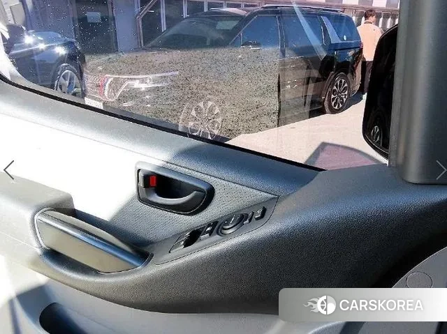 Hyundai The New Grand Starex 2018 Серебристо-серый из Кореи, фото 2