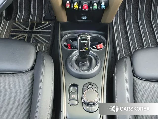 Mini Cooper D Countryman 2018 Темно-зеленый из Кореи, фото 2