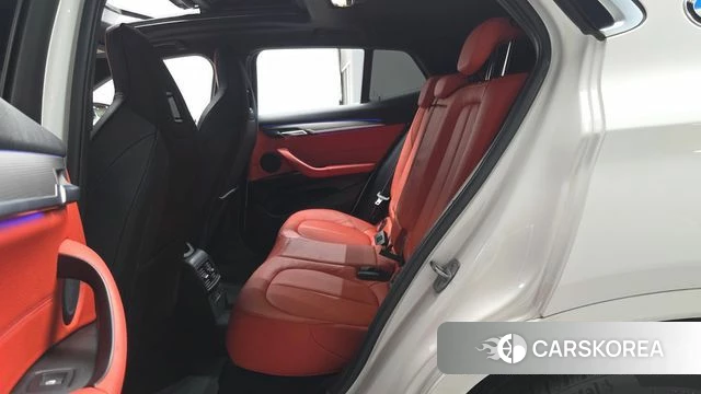 BMW X2 (F39) 2022 Белый из Кореи, фото 2