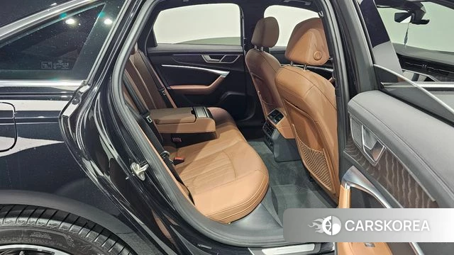 Audi A6 (C8) 2022 Черный из Кореи, фото 2
