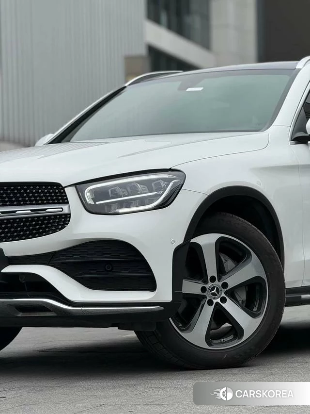 Mercedes-Benz GLC 2023 Белый из Китая, фото 2