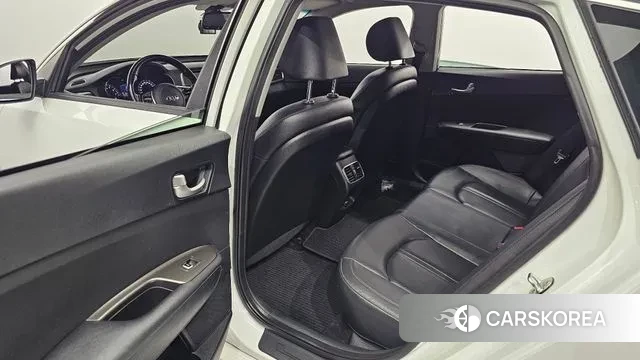 Kia The New K5 2nd generation 2018 Белый из Кореи, фото 2