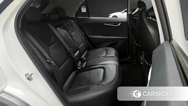 Kia Di All New Niro EV 2024 Белый из Кореи, фото 2