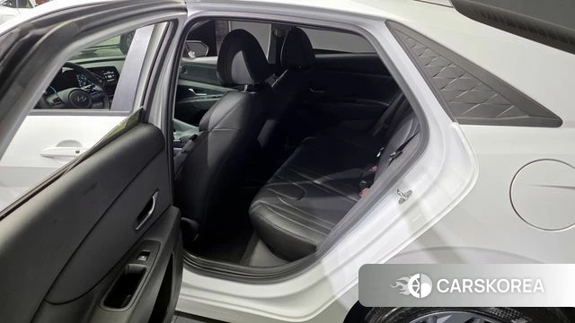 Hyundai The New Avante (CN7) 2024 Белый из Кореи, фото 2