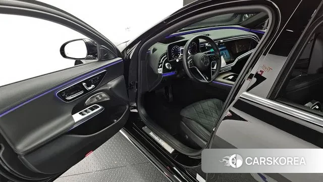 Mercedes-Benz E-Class W214 2024 Черный из Кореи, фото 2