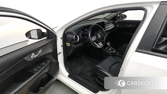 Kia Come New K3 2021 Белый из Кореи, фото 2