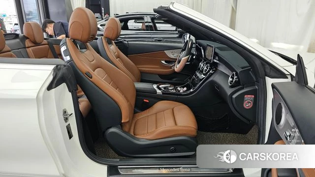 Mercedes-Benz C-Class W205 2018 Белый из Кореи, фото 2