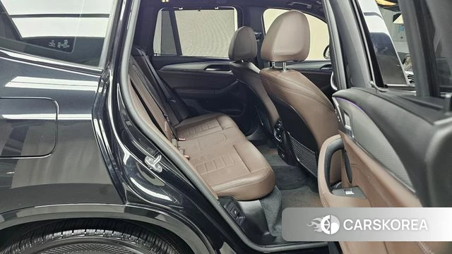 BMW X3 (G01) 2021 Черный из Кореи, фото 2