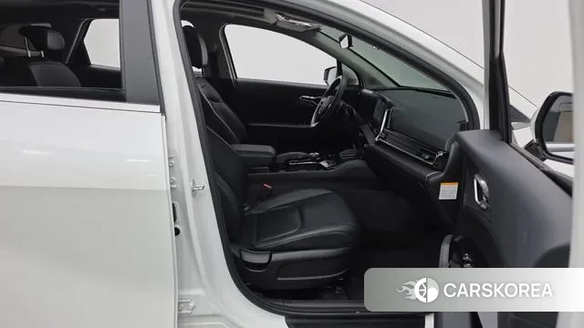 Kia Sportage 5th Generation Hybrid 2021 Белый из Кореи, фото 2