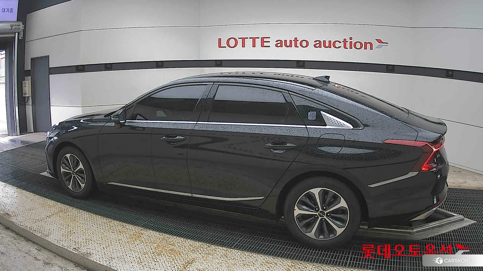 Kia K8 Hybrid 2022 Aurora Black Pearl из Кореи, фото 2