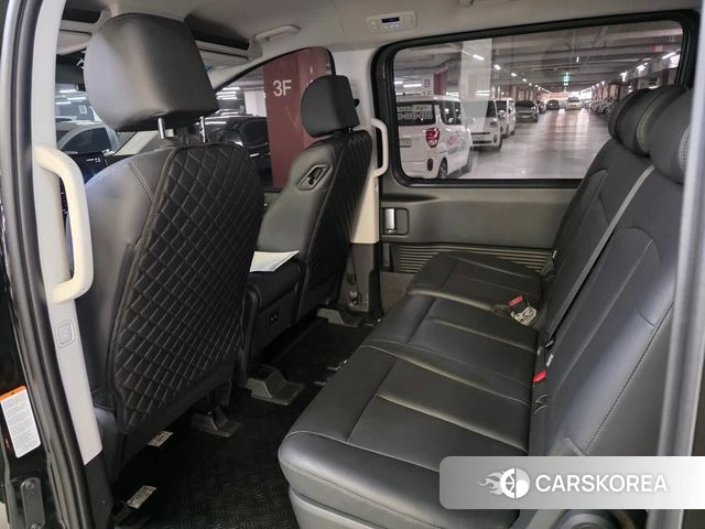 Hyundai Staria 2025 Черный из Кореи, фото 2
