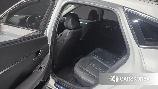 Hyundai Sonata Hybrid (DN8) 2021 Белый из Кореи, фото 2