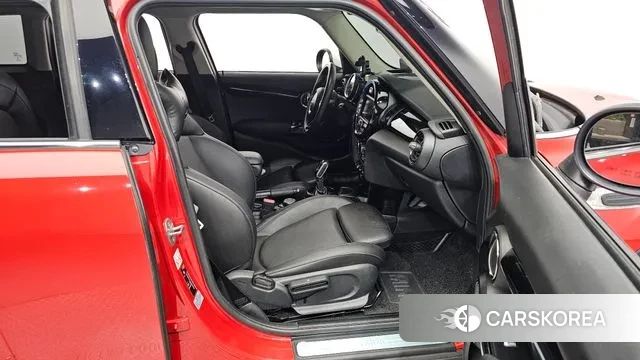 Mini Cooper D 2018 Красный из Кореи, фото 2