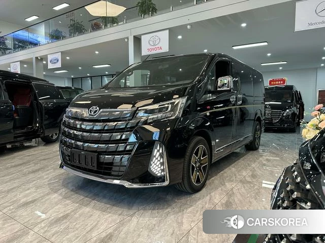 Toyota Hiace 2024 Черный из Китая, фото 2