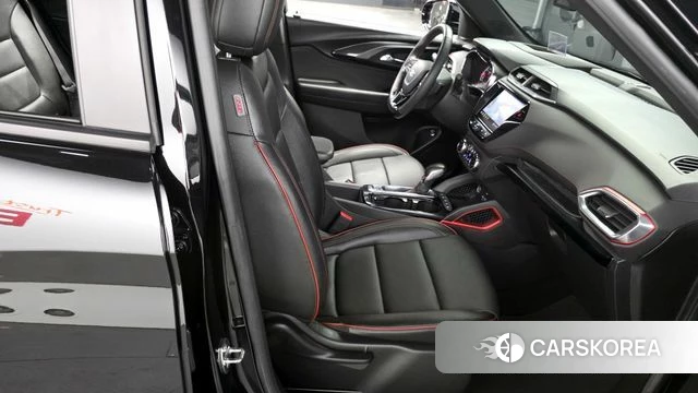 Chevrolet (GM Daewoo) Trailblazer 2022 Черный из Кореи, фото 2