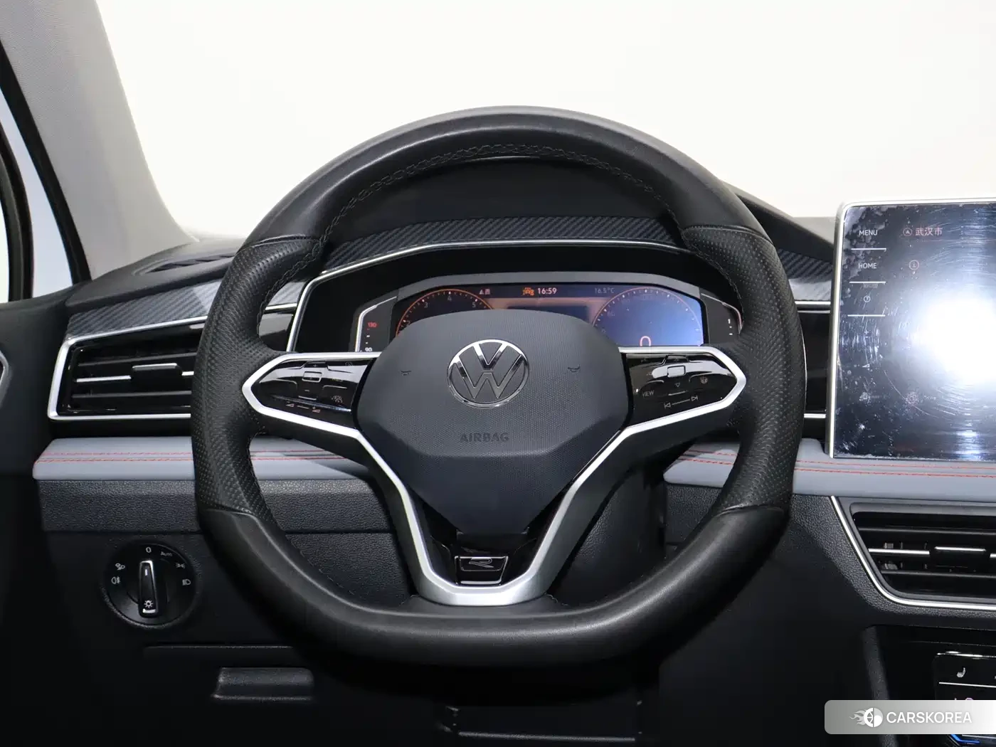 Volkswagen Tiguan X 2024 Белый из Китая, фото 2