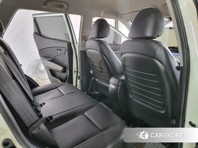 Ssangyong The New Tivoli Air 2024 Белый из Кореи, фото 2