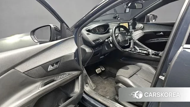 Peugeot 3008 second generation 2018 Серый из Кореи, фото 2