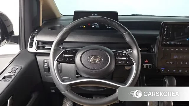 Hyundai Staria 2023 Белый из Кореи, фото 2