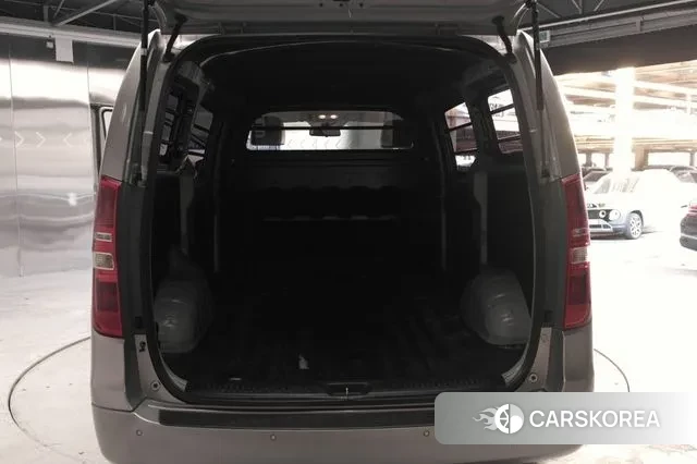 Hyundai The New Grand Starex 2019 Серебристо-серый из Кореи, фото 2