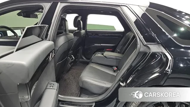 Hyundai Grandeur Hybrid (GN7) 2023 Черный из Кореи, фото 2