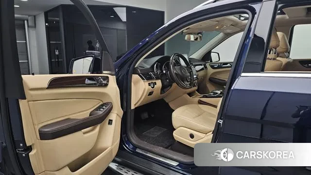 Mercedes-Benz GLE - Class W166 2018 Синий из Кореи, фото 2