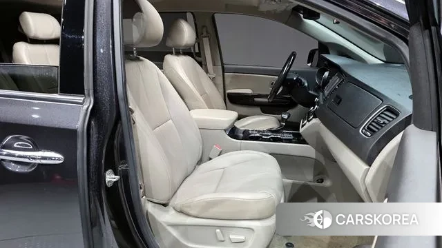 Kia The New Carnival 2018 Серый из Кореи, фото 2