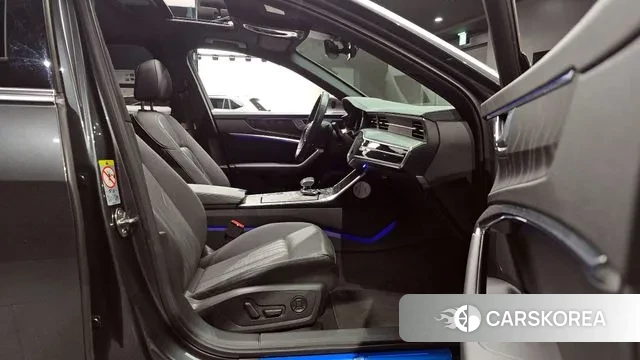 Audi A6 (C8) 2021 Серый из Кореи, фото 2