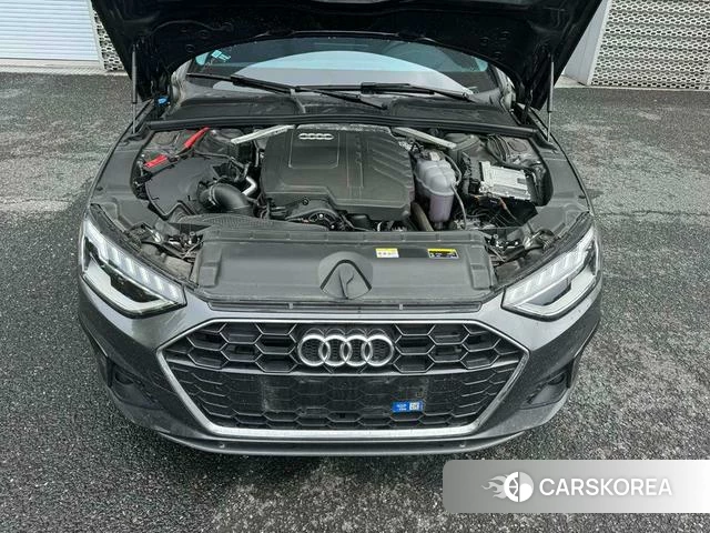 Audi A4L 2025 Темно-серый из Китая, фото 2