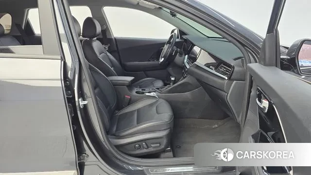 Kia The New Niro 2021 Серый из Кореи, фото 2