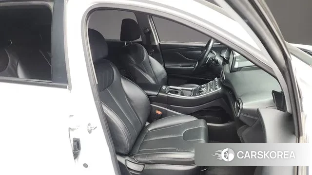 Hyundai The New Santa Fe 2022 Белый из Кореи, фото 2