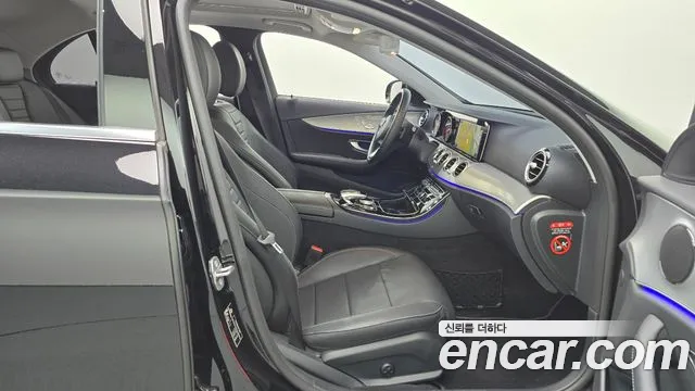 Mercedes-Benz E-Class W213 2018 Черный из Кореи, фото 2