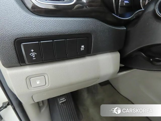 Kia The New Carnival 2019 Белый из Кореи, фото 2