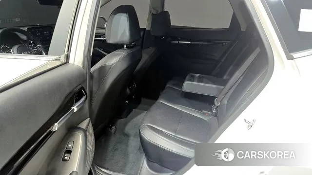 Kia Seltos 2022 Белый из Кореи, фото 2