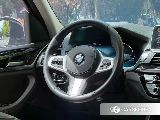 BMW X3 2021 Белый из Китая, фото 2
