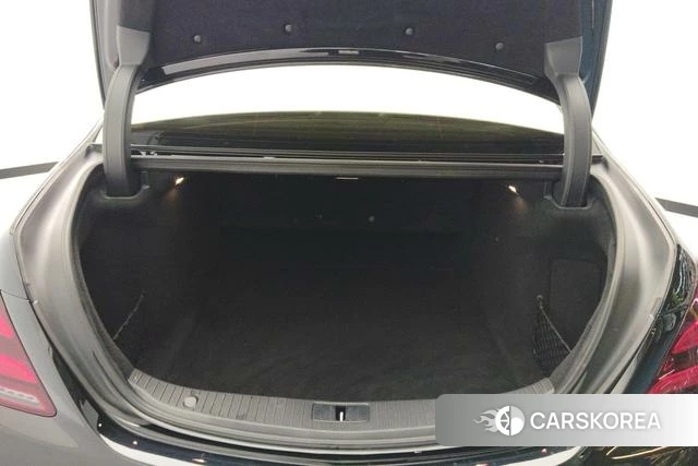 Mercedes-Benz S-class 2019 Черный из Китая, фото 2