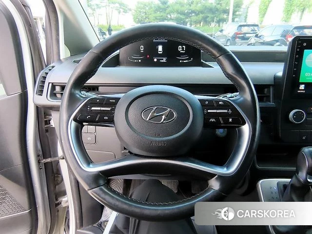 Hyundai Staria 2021 Серебряный из Кореи, фото 2