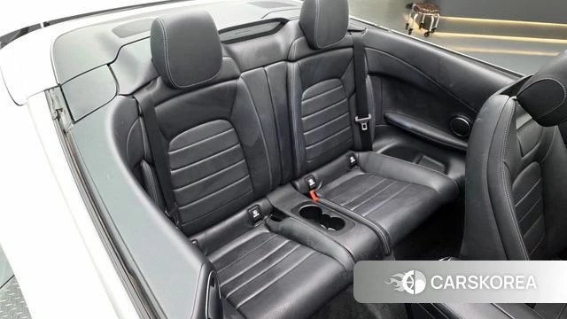Mercedes-Benz C-Class W205 2020 Белый из Кореи, фото 2