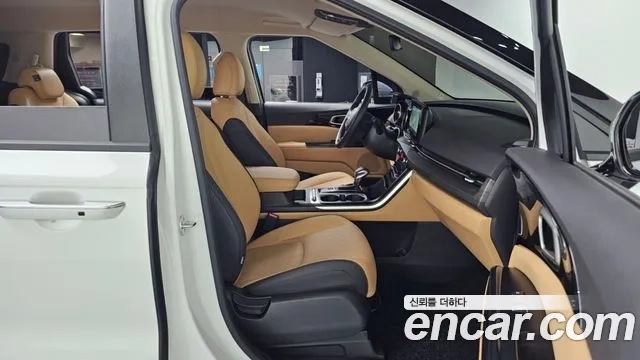 Kia Carnival 4th generation 2023 Белый из Кореи, фото 2